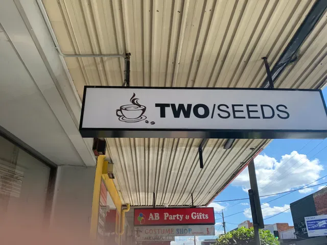 Two Seeds Cafe