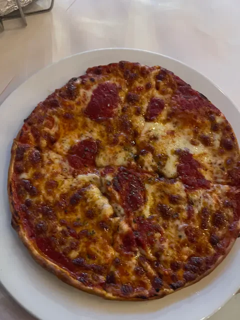 Uncle Leo's Pizzeria
