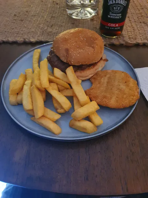 Uncle Sam's Food Mart - Burgers & Fish & Chips