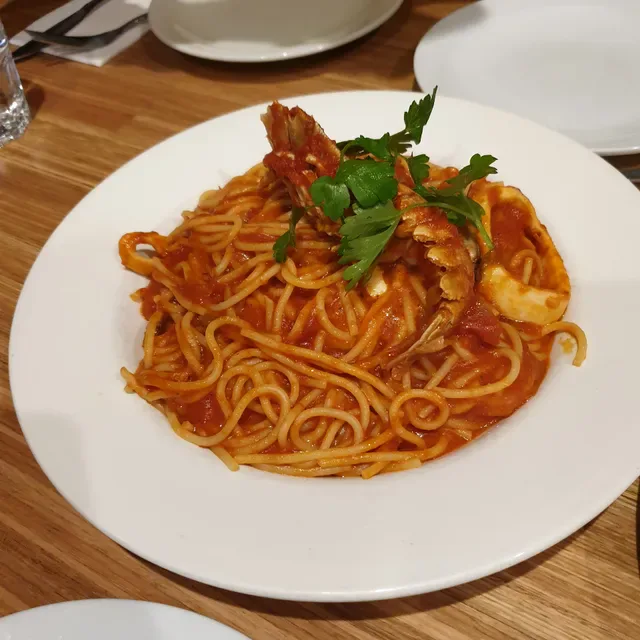 Universal Restaurant