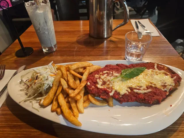Universal Restaurant