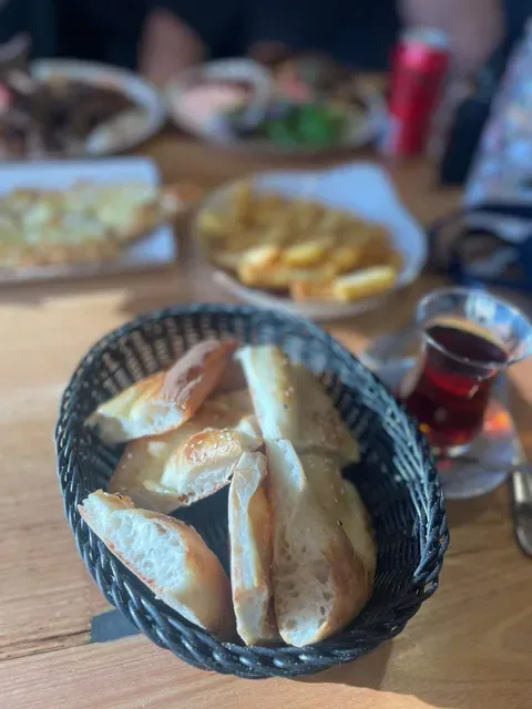 Usta Restaurant