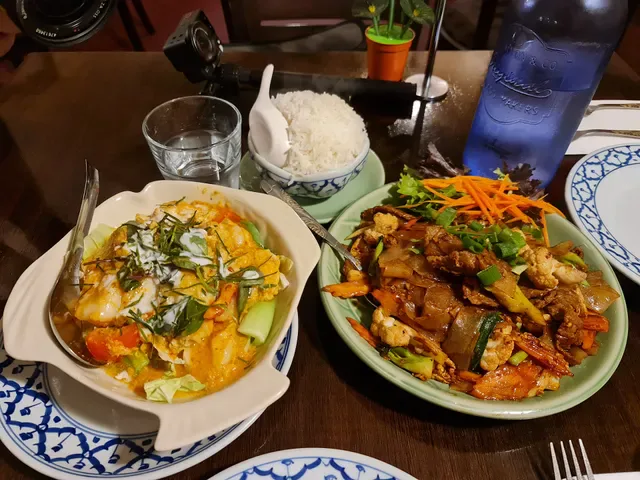 Uthong Thai Restaurant