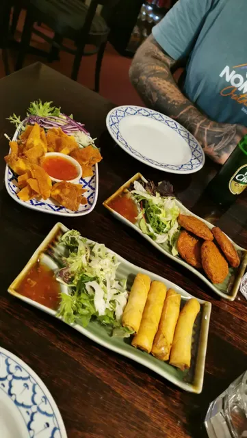 Uthong Thai Restaurant