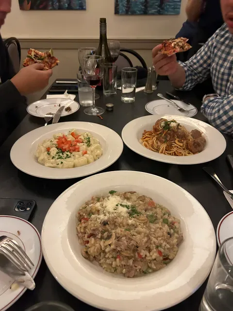 Vicky's Pizza Restaurant