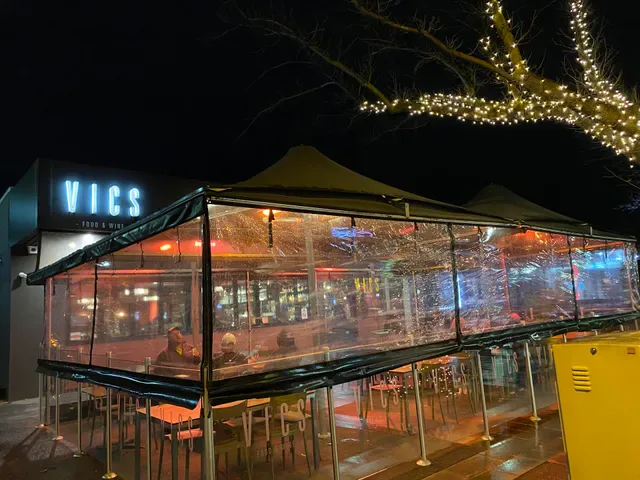 Vics Food & Wine