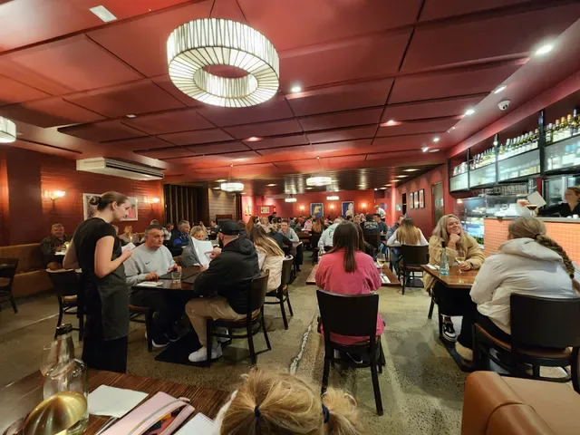 Vics Food & Wine