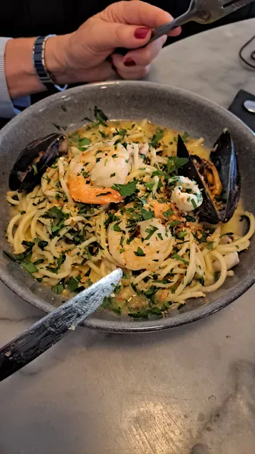 Volpino Pizzeria and Wine Bar