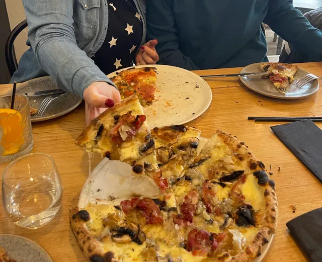Volpino Pizzeria and Wine Bar