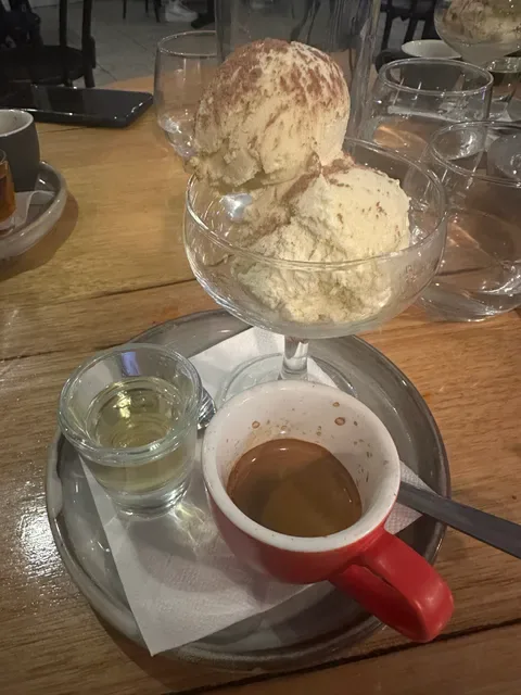Volpino Pizzeria and Wine Bar