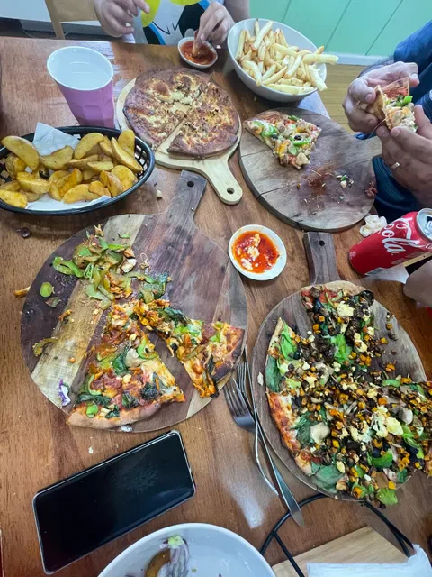 Warburton Village Pizza Cafe