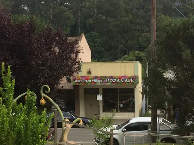 Warburton Village Pizza Cafe