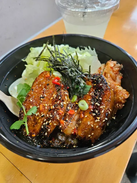 Wasshoi Bar and Grill