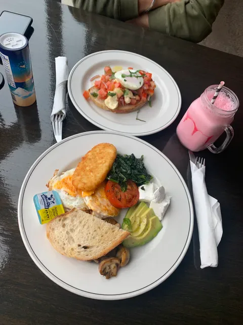 Waterside Cafe