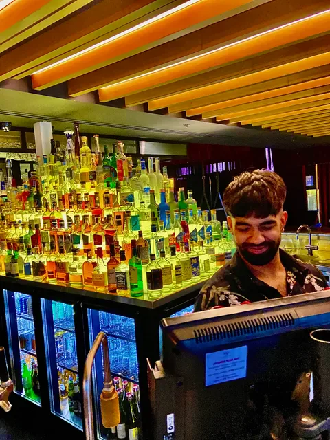 Waterslide Bar