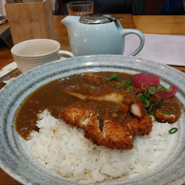 Watts River Cafe and Store