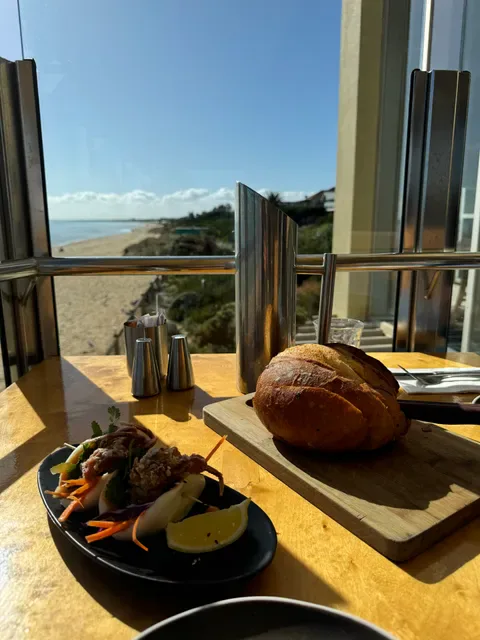 Waves on the Beach Restaurant