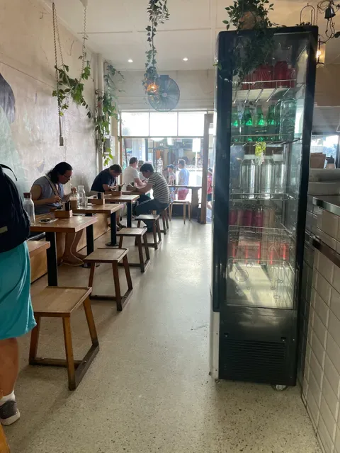 Wee Jeanie cafe