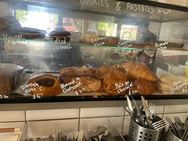 Wee Jeanie cafe