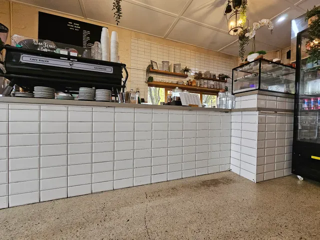 Wee Jeanie cafe
