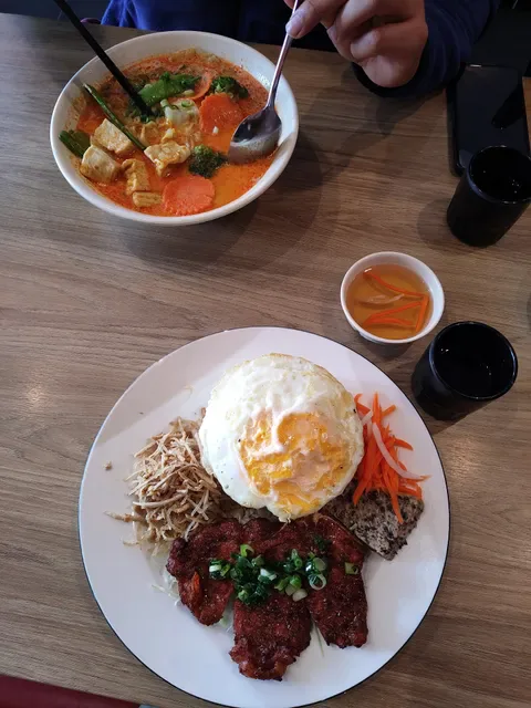 Western Pho