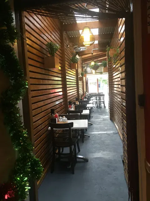 Western Pho