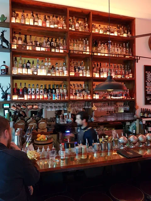 White Oaks Saloon Bar & Dining - Prahran
