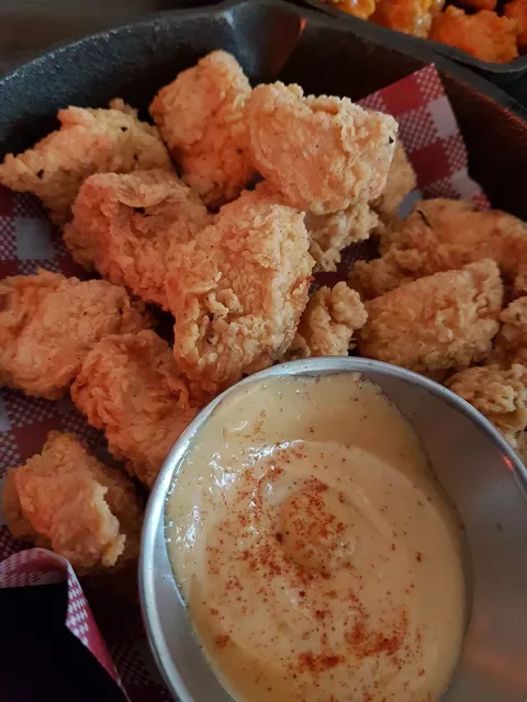 White Oaks Saloon Bar & Dining - Prahran