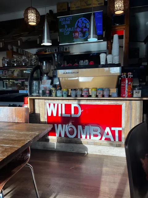 WILD WOMBAT Cafe
