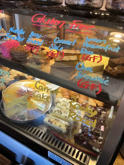 WILD WOMBAT Cafe