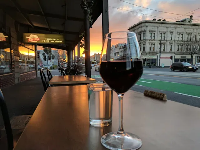 Willows & Wine