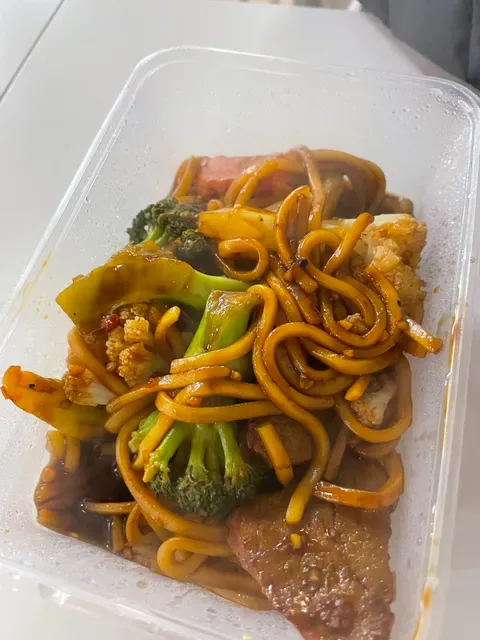Woki Kitchen