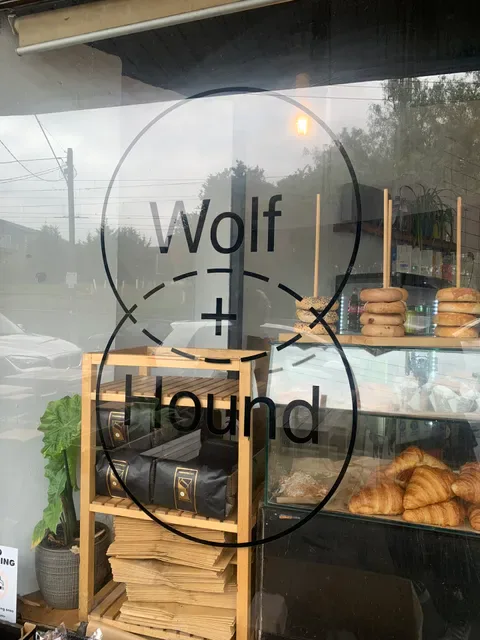 Wolf and Hound Cafe