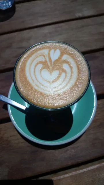 Wolf and Hound Cafe
