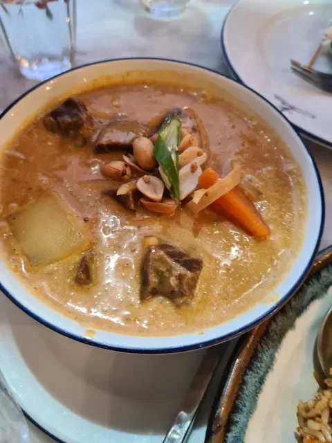 Ya Jinda Thai Restaurant