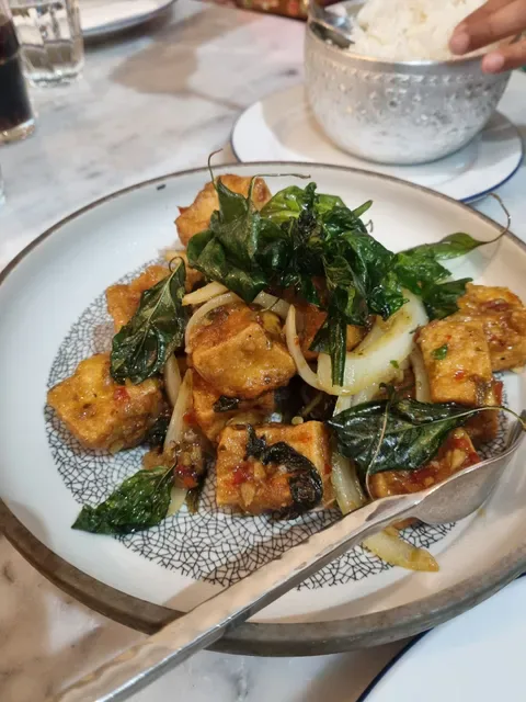 Ya Jinda Thai Restaurant