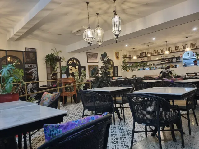 Ya Jinda Thai Restaurant