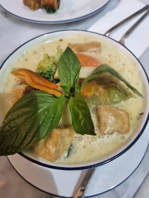 Ya Jinda Thai Restaurant