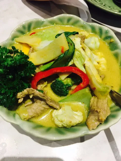 Ying Thai 2