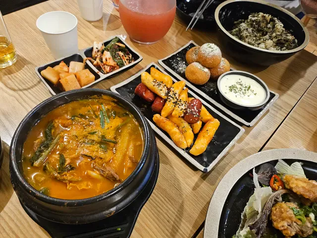 Yoon's Kitchen