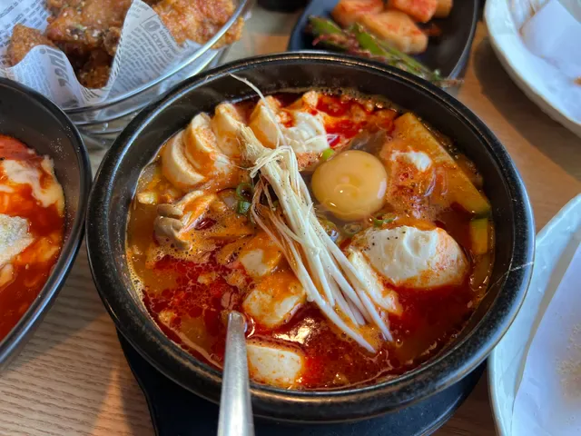 Yoon's Kitchen Oakleigh