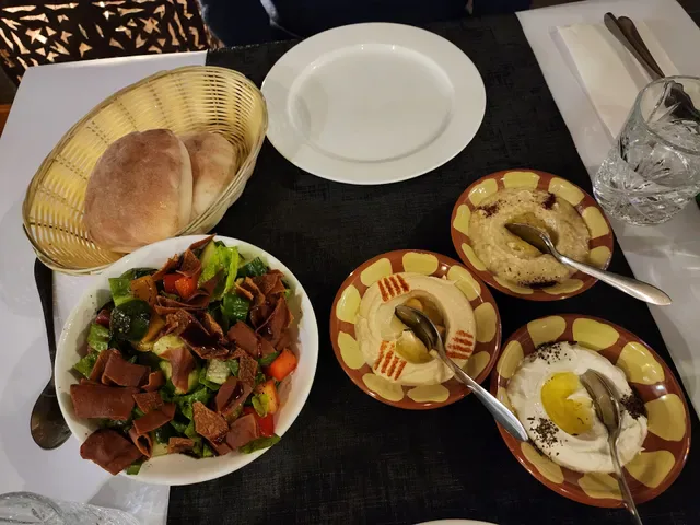 Zikrayat Lebanese Cuisine