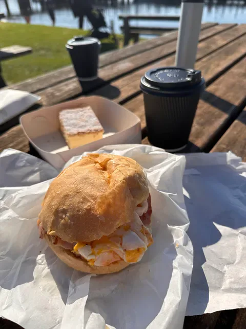 Metung Bakery & Cafe