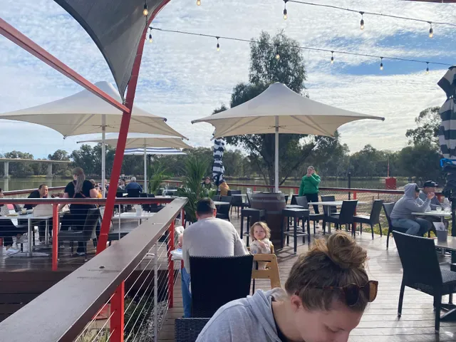 Dockside Cafe