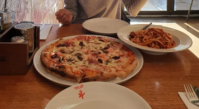 Pizza Café