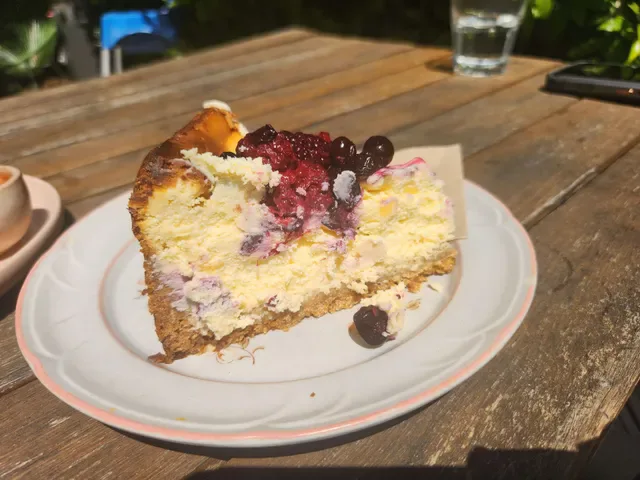 Lamezleighs Coffee House & Eatery
