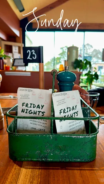 Lamezleighs Coffee House & Eatery