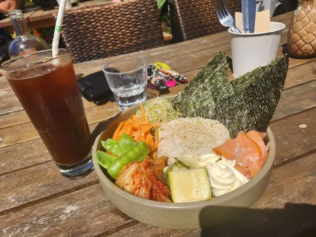 Lamezleighs Coffee House & Eatery