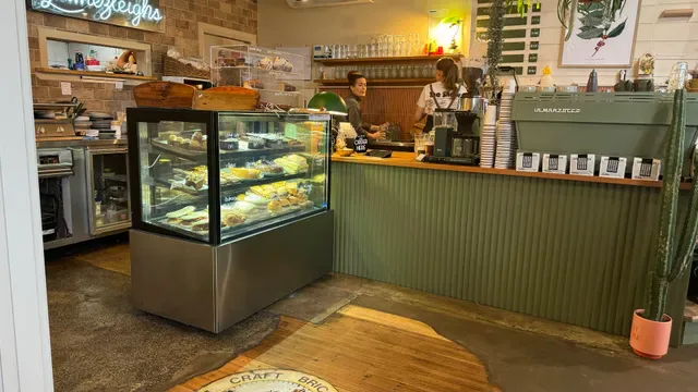 Lamezleighs Coffee House & Eatery