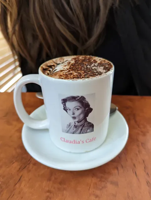 Claudia's Cafe